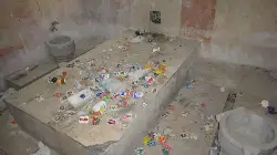 Aynı Tas Aynı Hamam
