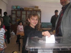 Atatürk İlkokulunda Meclis Başkanlığı Seçimleri Yapıldı