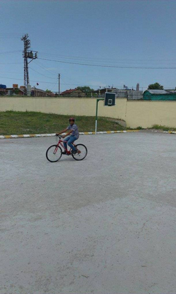 Yenidoğan Ortaokulu’na Bisiklet Hediye Edildi