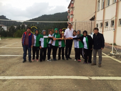 ÇP Anadolu Lisesi Kızları Voleybol'da Rüzgar Gibi