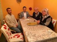 Kaymakam Koç iftarda Kıbrıs Gazisi'nin evine misafir oldu