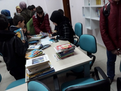Taraklı İmam Hatip Ortaokulu Öğrencilerinden Kütüphane Ziyareti