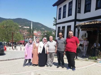 Vali Nayir, Bayram Tatilini ailesiyle birlikte Taraklı’da geçirdi