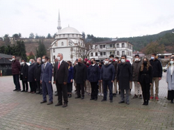 24 Kasım Öğretmenler Gününde Taraklı’da da Çelenk sunma töreni yapıldı