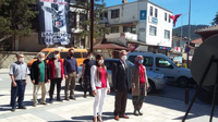 Taraklı CHP'den Atatürk Anıtı'na çelenk