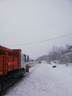Taraklı-Geyve Yolunda Kar ile Mücadele Aralıksız Sürüyor