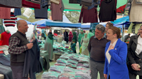 İYİ Parti Sakarya Milletvekili adayı Arzu Akçalışkan Taraklı’da pazar esnafını ziyaret etti