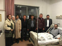 AK Partili yöneticiler Mehmet Pilavcı’yı Hastane de ziyaret etti.